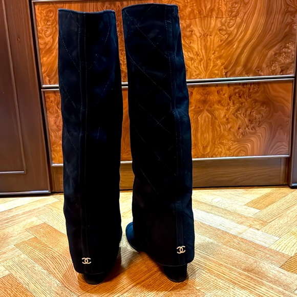 CHANEL pant effect boots - Picture 3 of 7